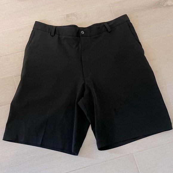 Nike Golf Dri-Fit Mens Performance Golf Shorts size 36 waist - Picture 2 of 4